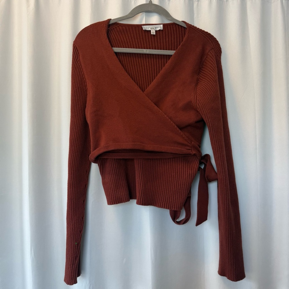 Toccin x RTR Rust Wrap Sweater - Picture 2 of 5